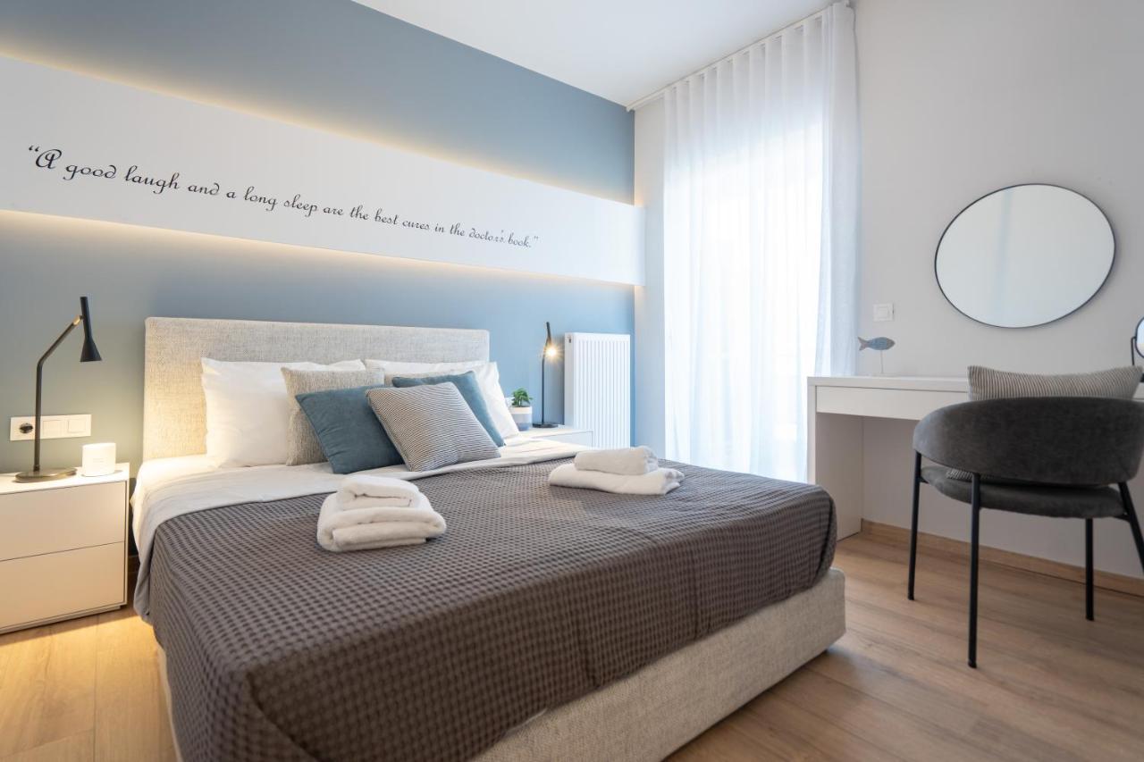 פיראוס Luxury 4 Bedrooms Apartment Near Flisvos Marina מראה חיצוני תמונה