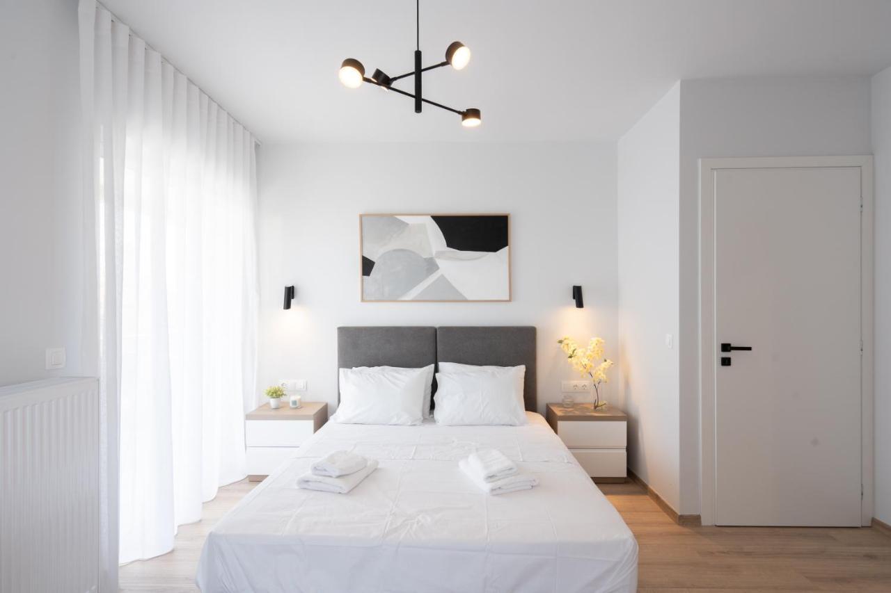 פיראוס Luxury 4 Bedrooms Apartment Near Flisvos Marina מראה חיצוני תמונה