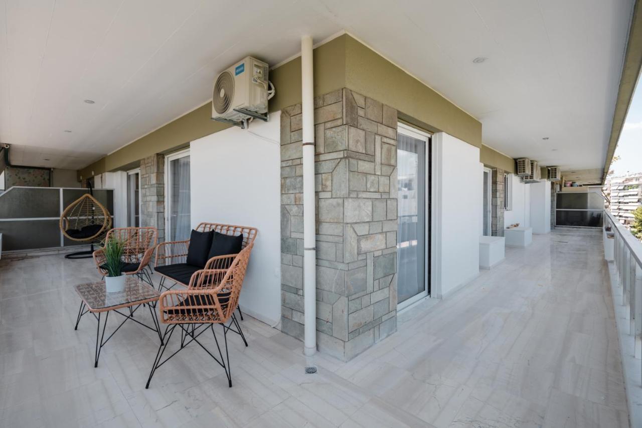 פיראוס Luxury 4 Bedrooms Apartment Near Flisvos Marina מראה חיצוני תמונה