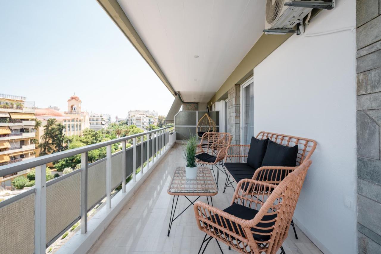 פיראוס Luxury 4 Bedrooms Apartment Near Flisvos Marina מראה חיצוני תמונה