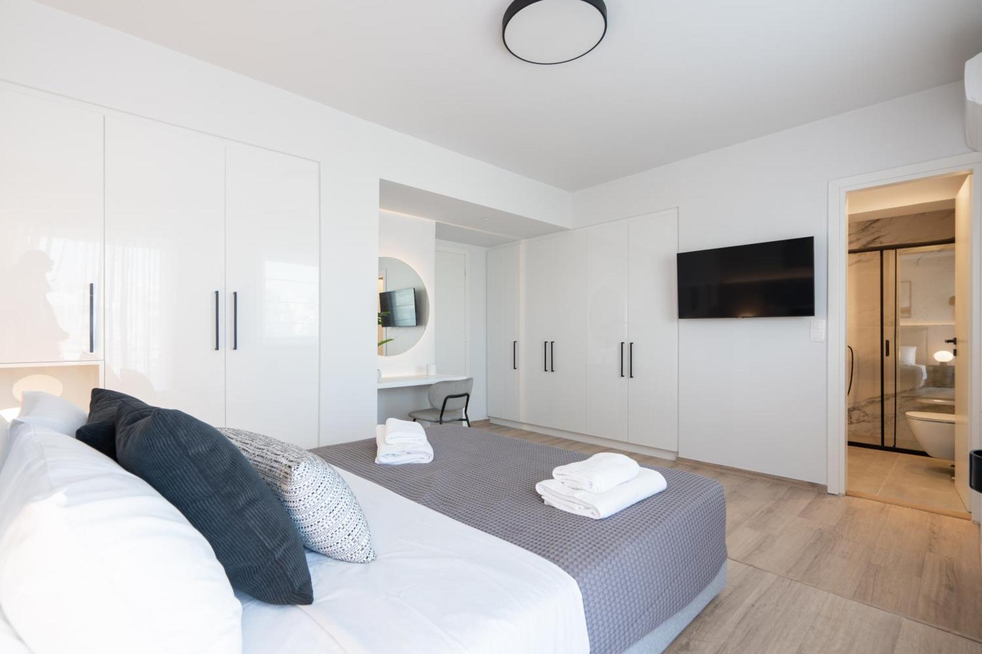 פיראוס Luxury 4 Bedrooms Apartment Near Flisvos Marina מראה חיצוני תמונה