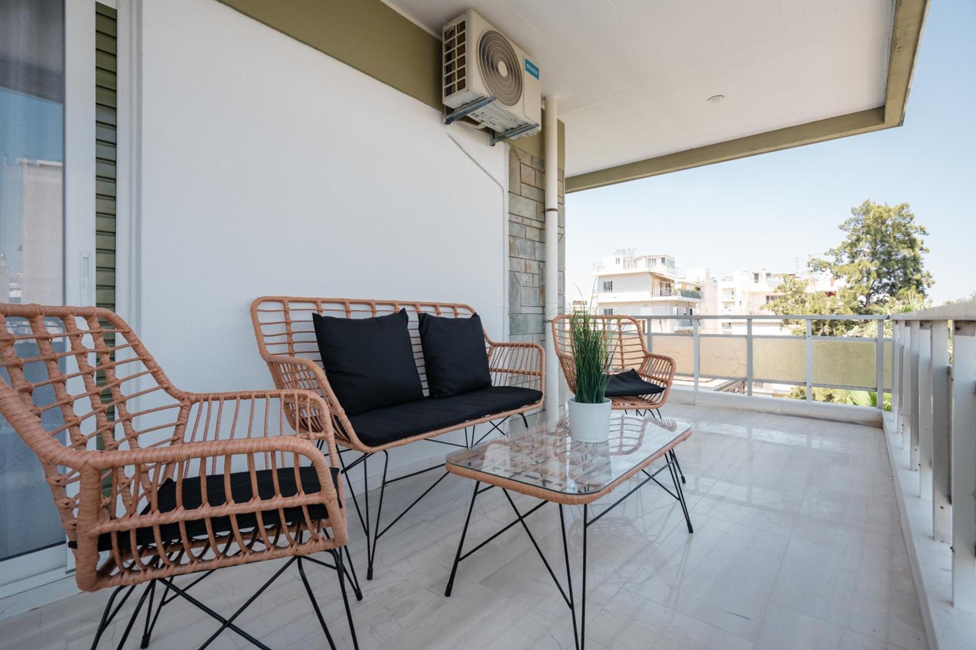 פיראוס Luxury 4 Bedrooms Apartment Near Flisvos Marina מראה חיצוני תמונה