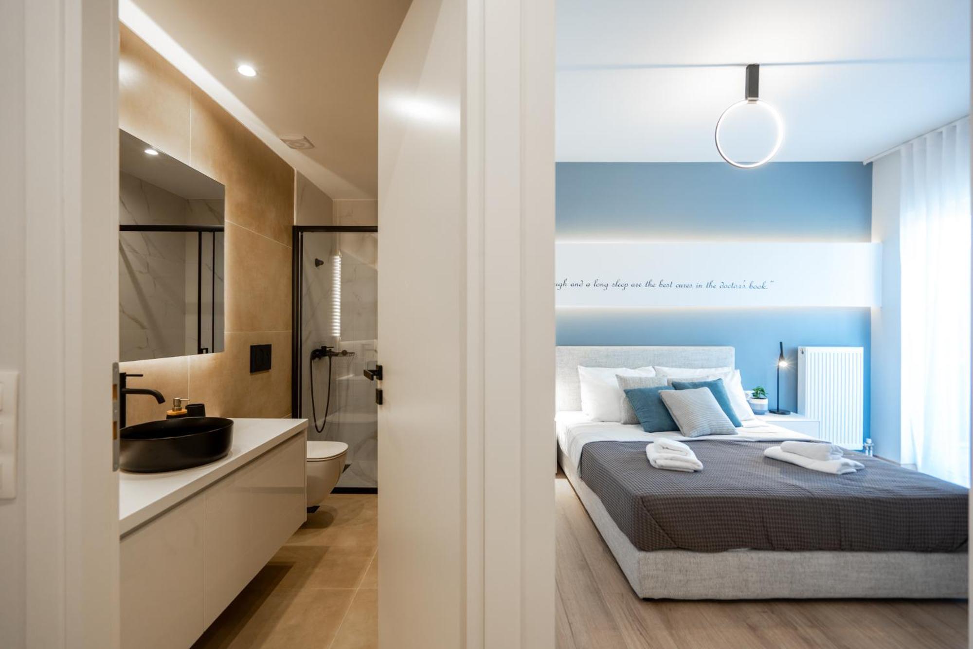 פיראוס Luxury 4 Bedrooms Apartment Near Flisvos Marina מראה חיצוני תמונה