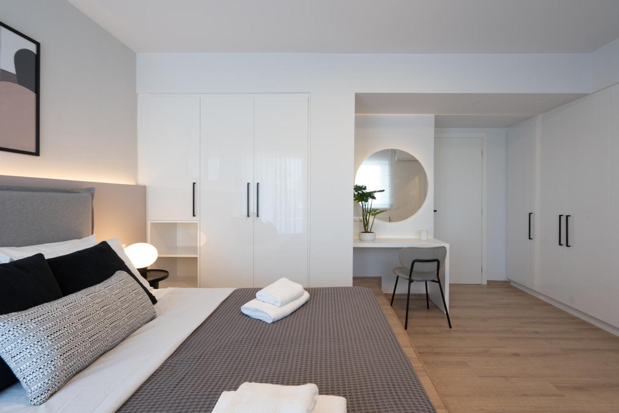 פיראוס Luxury 4 Bedrooms Apartment Near Flisvos Marina מראה חיצוני תמונה